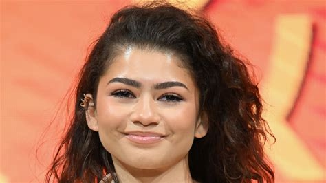 zendaya charity|Zendaya Donates $100,000 to Theater Where She Got Her Start.